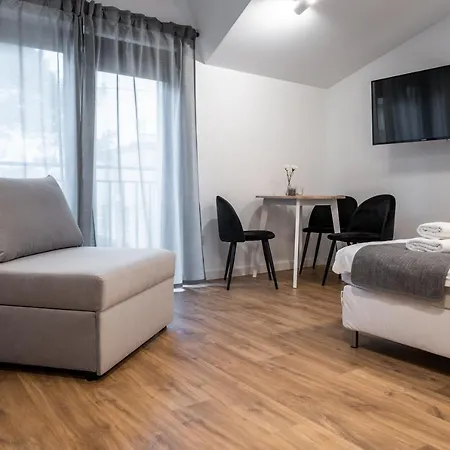 Apartament Przy3maja Legionowo