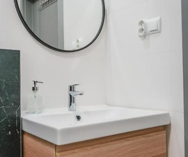 Apartament Przy3maja Legionowo